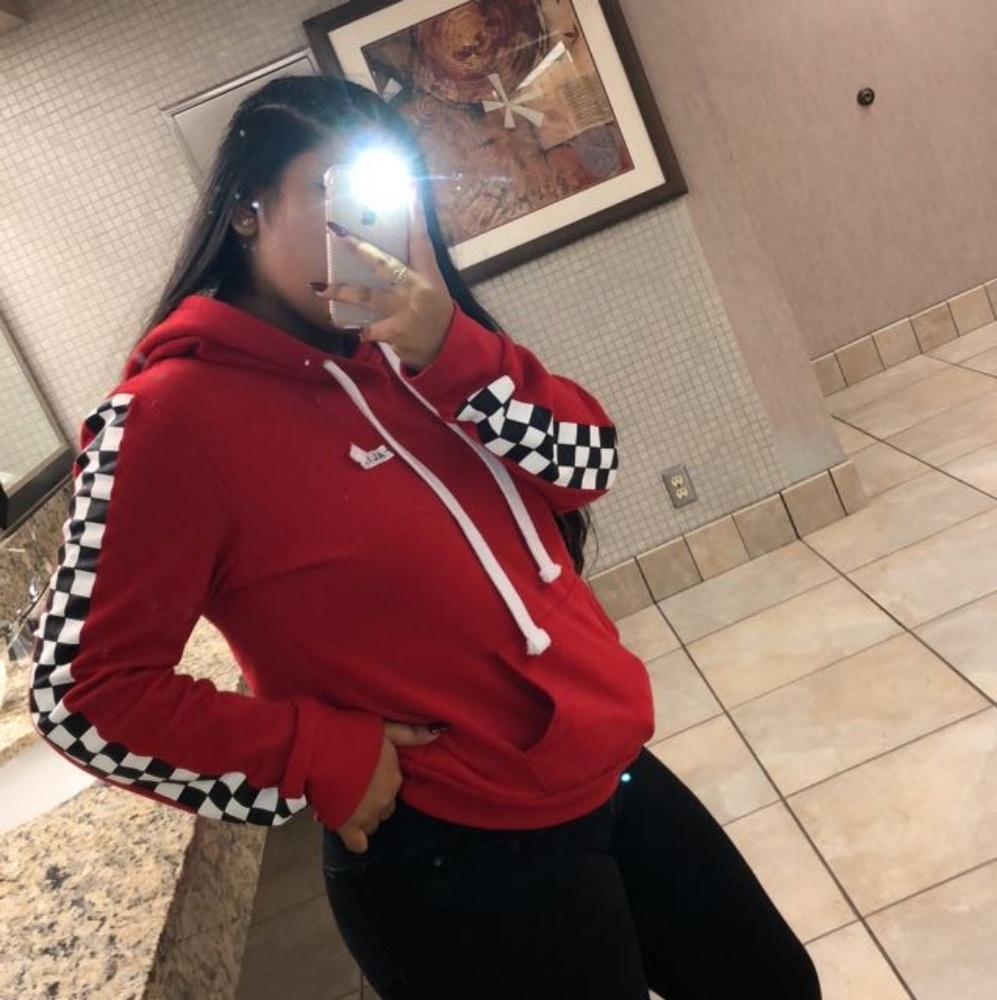 Meet your Posher, Alina